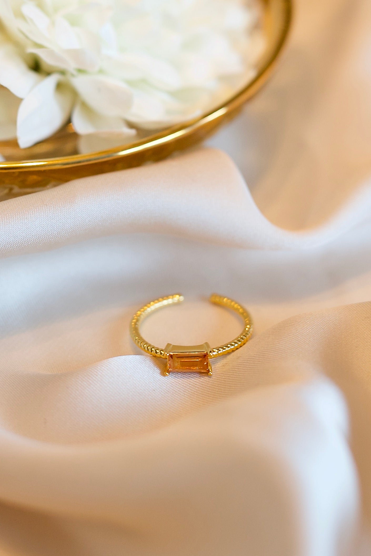 Carmelia ring champagne