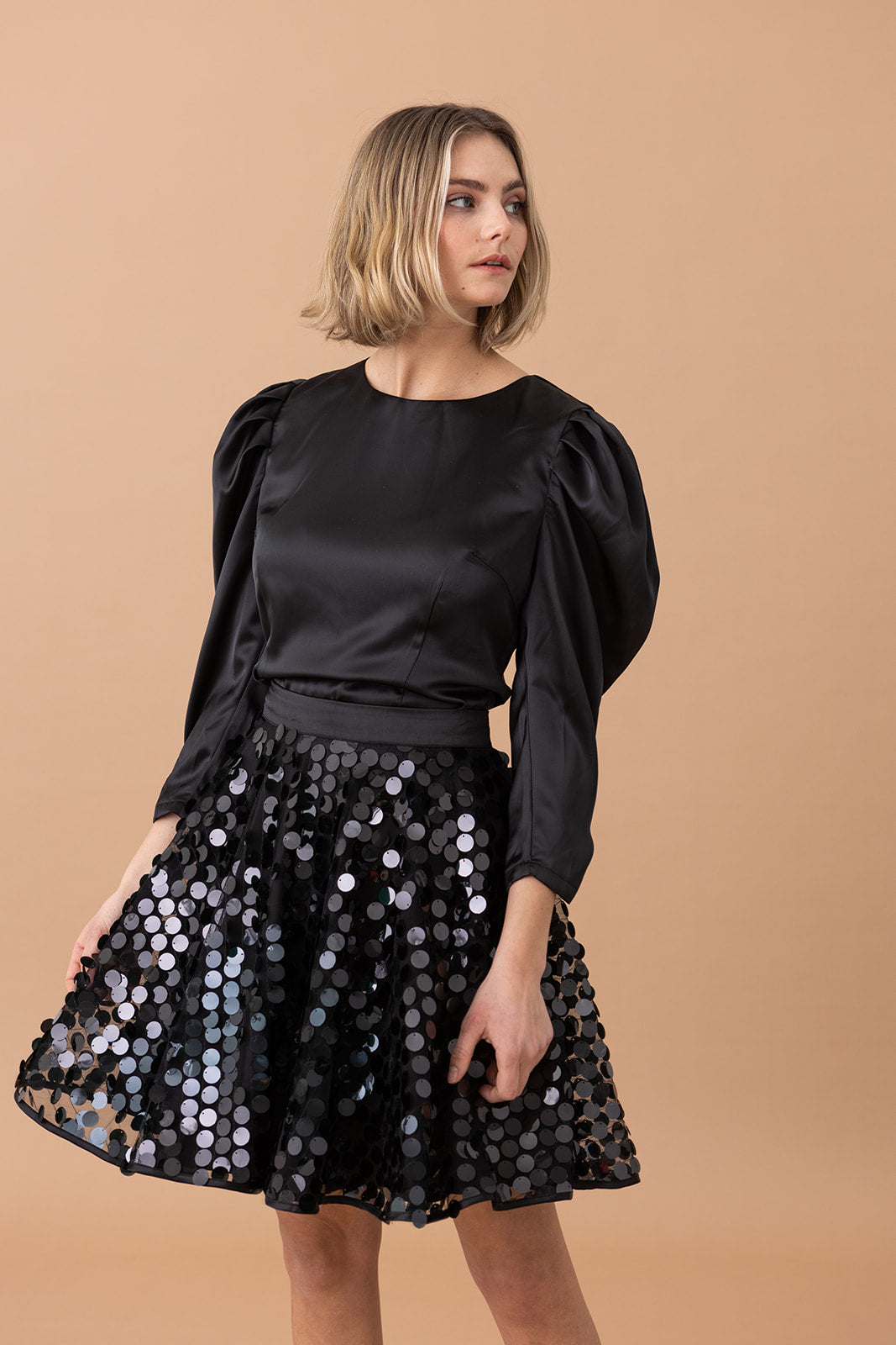 AW23 - Arwen bluse sort