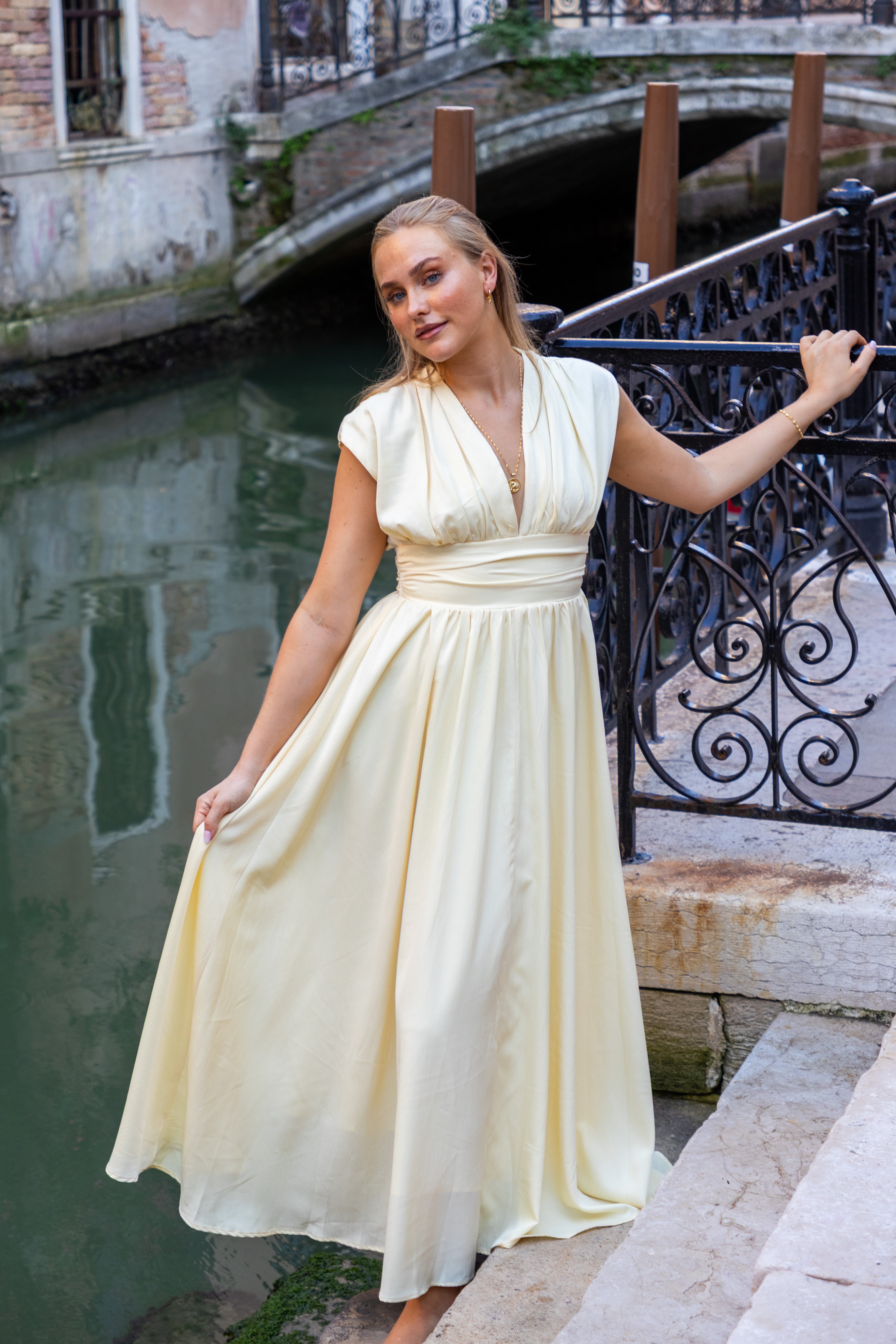 SS27 Bella dress yellow