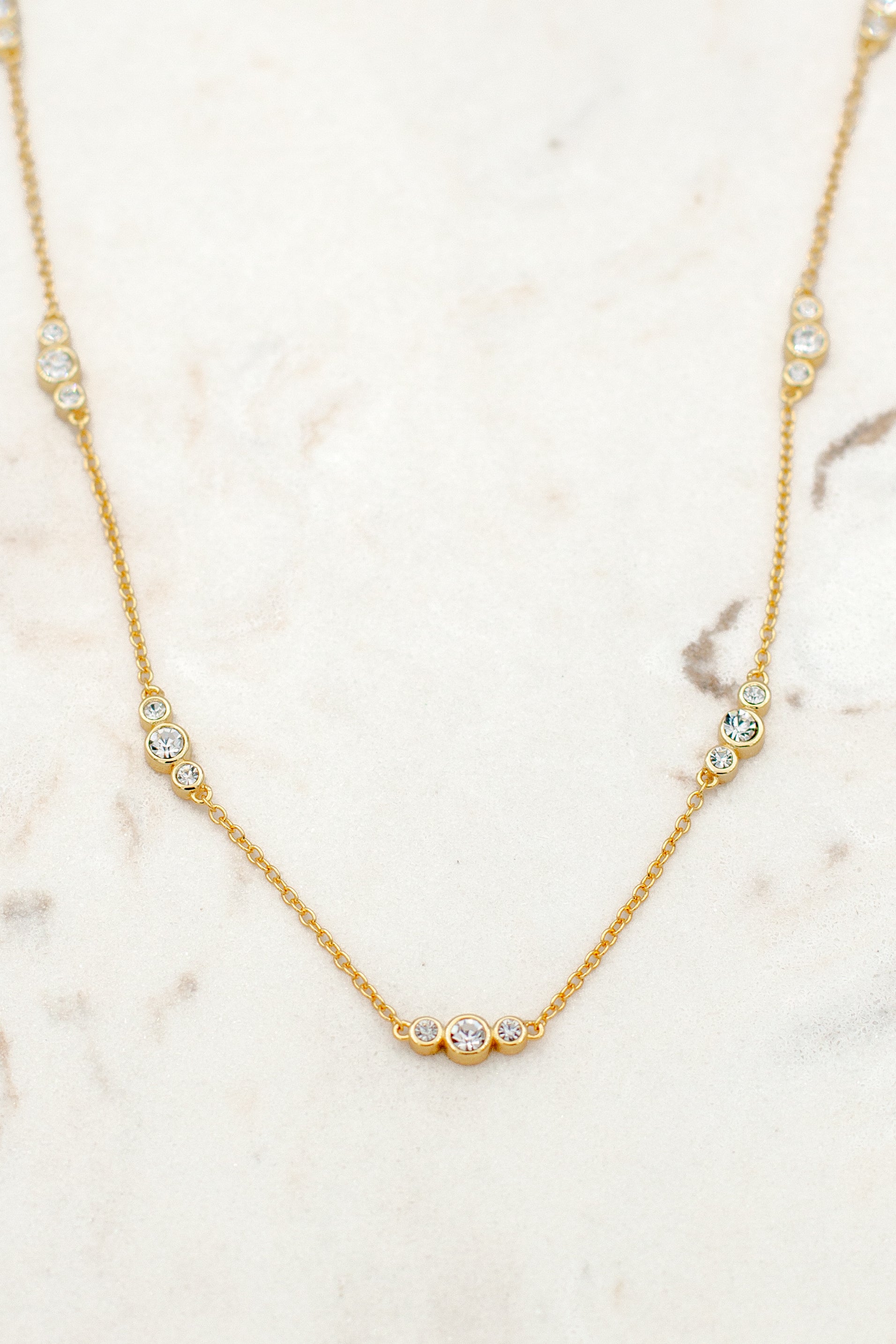 Calla long necklace