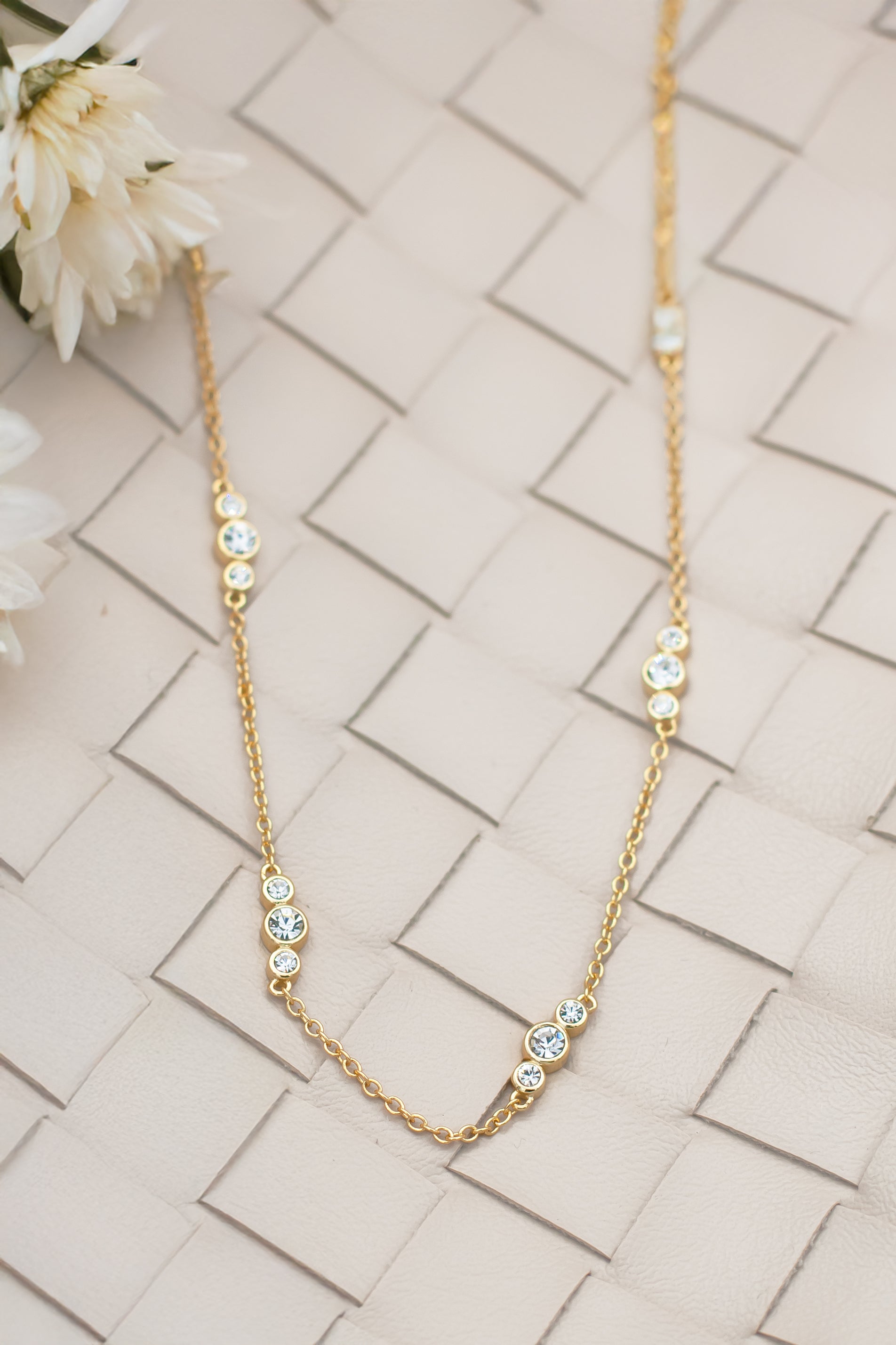 Calla necklace