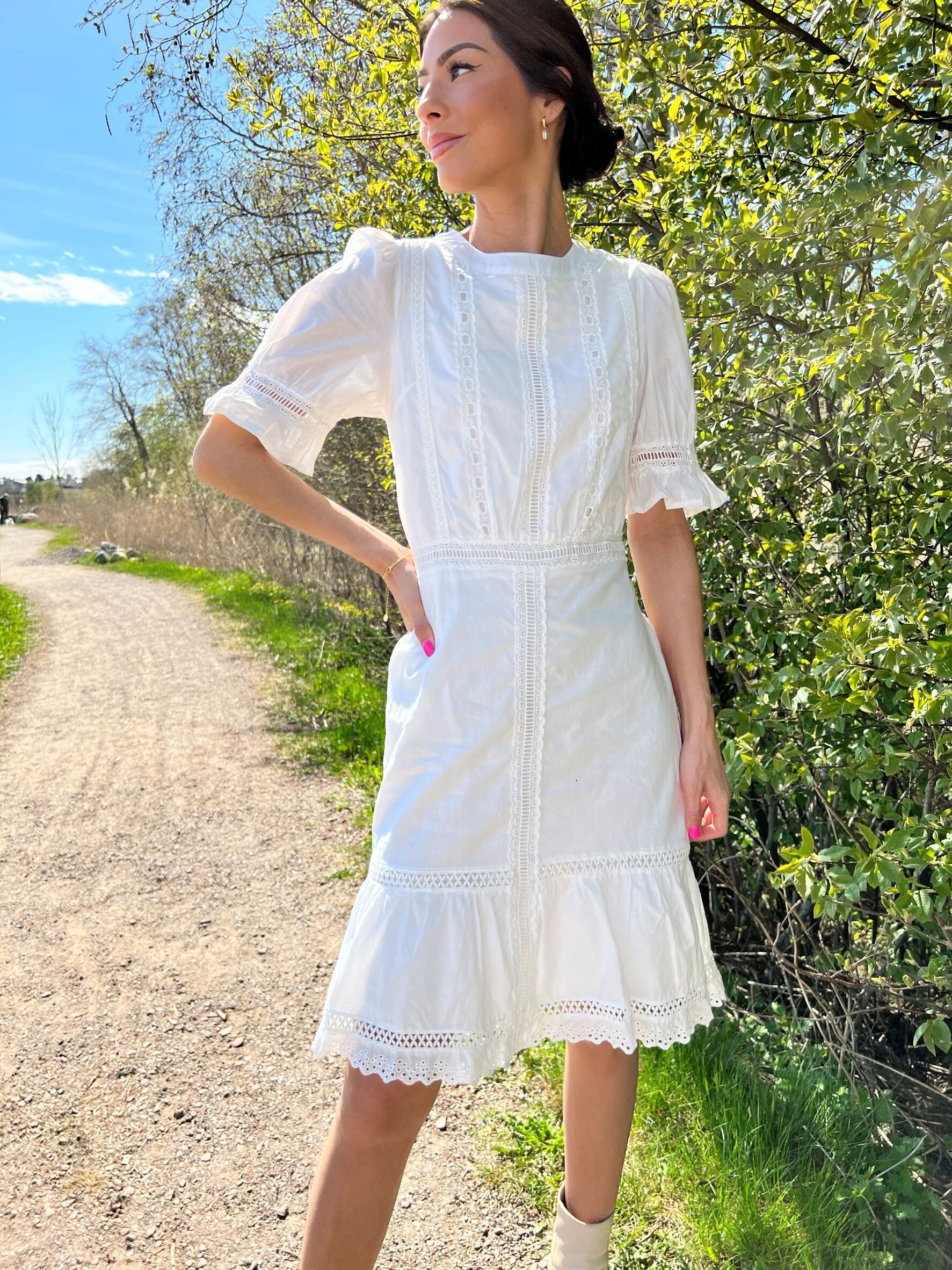 SS22 - Joan kjole hvit