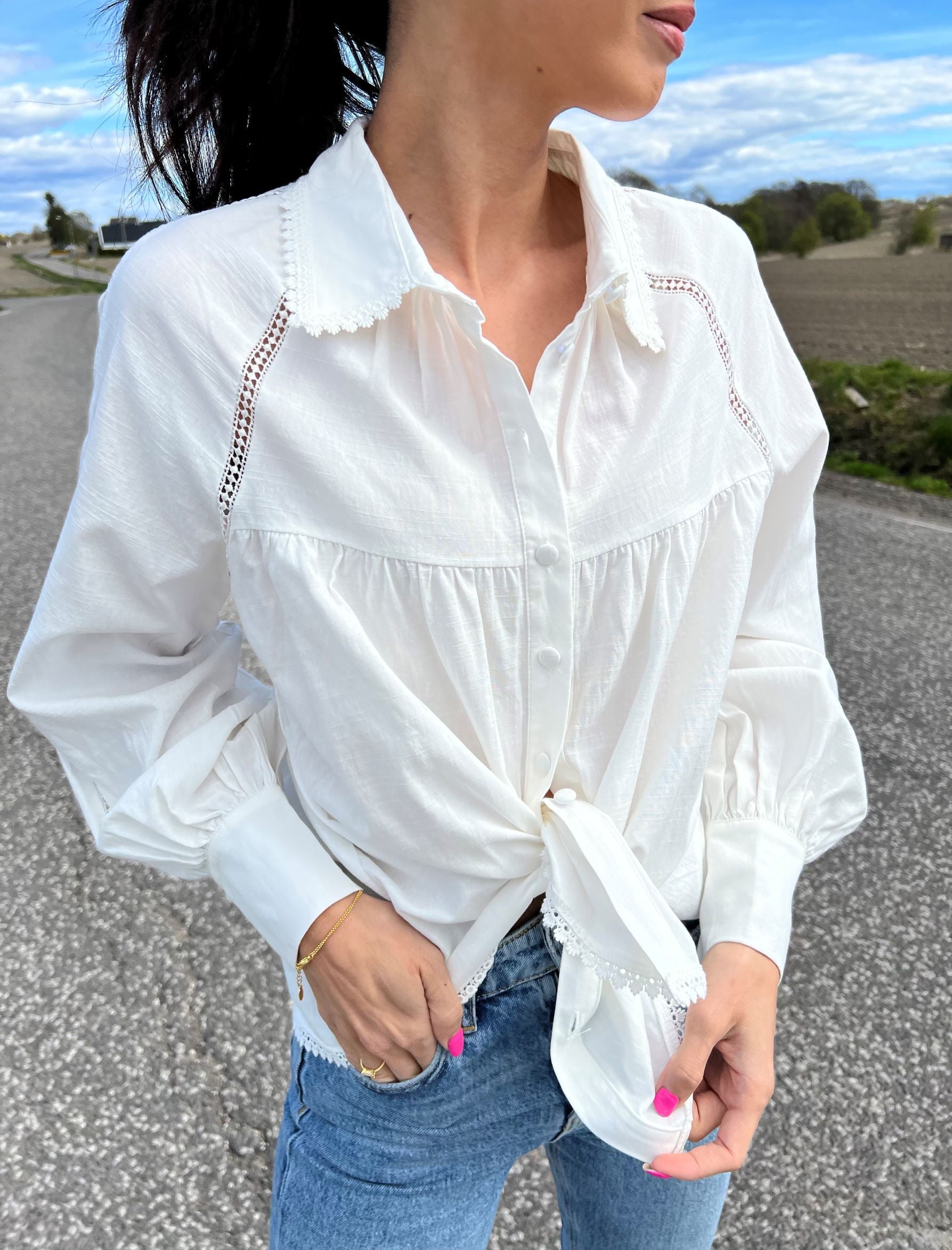 SS22 - Helena bluse hvit