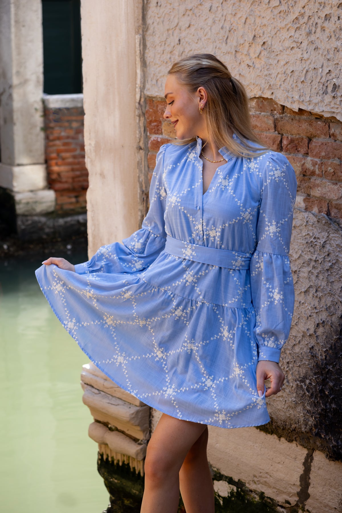SS27 Mia dress blue