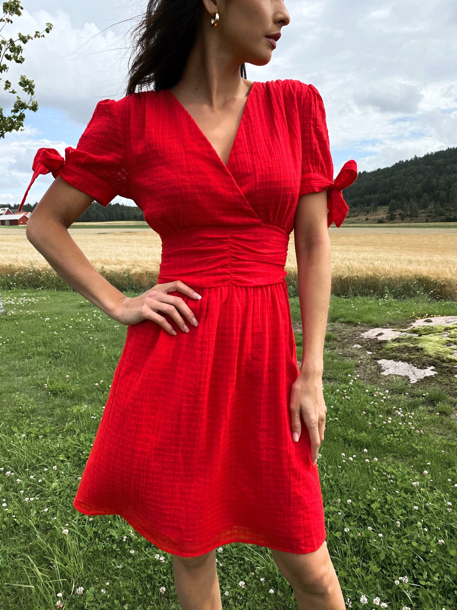 SS21 - Esther kjole rød