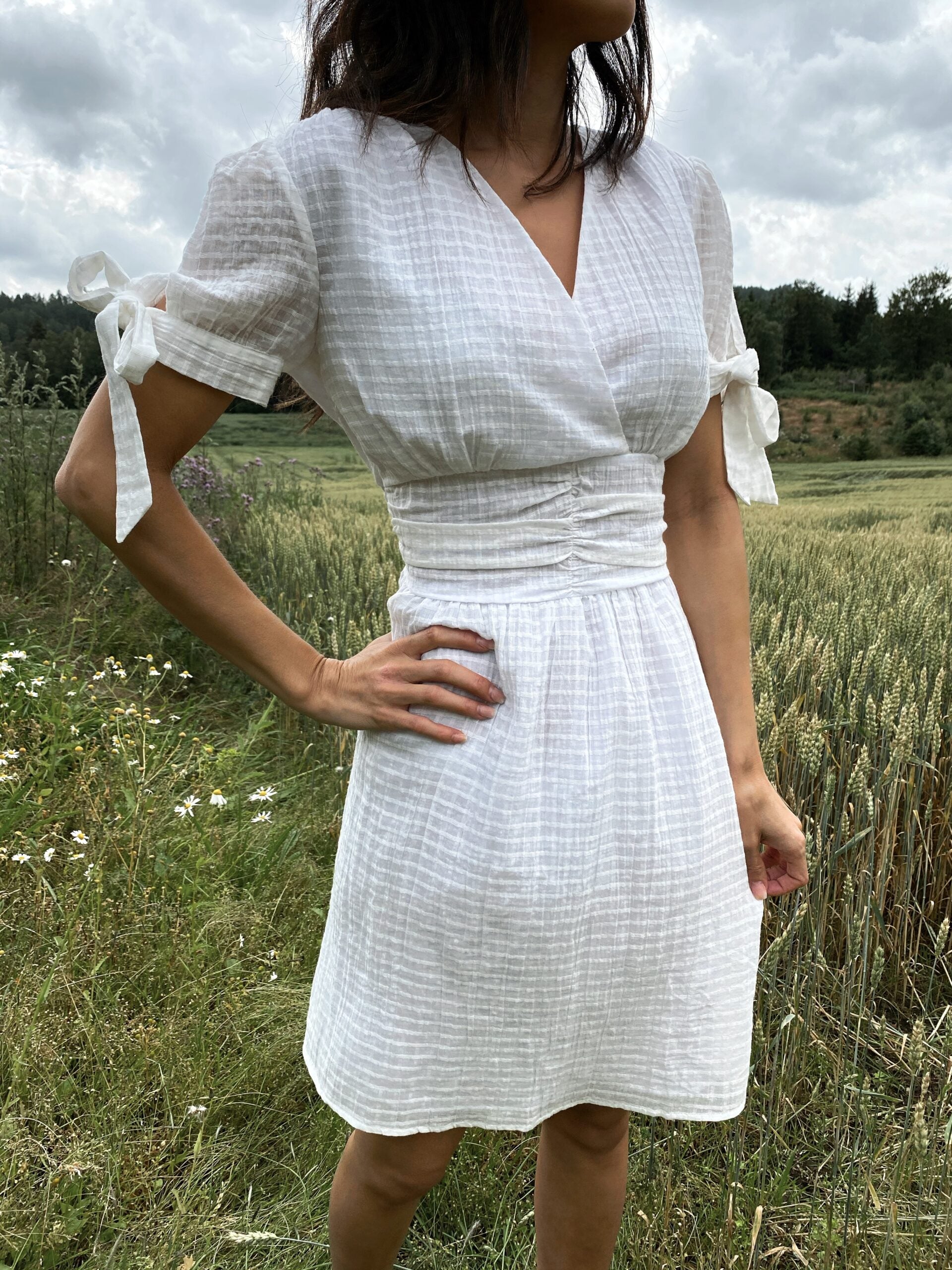 SS21 - Esther kjole hvit