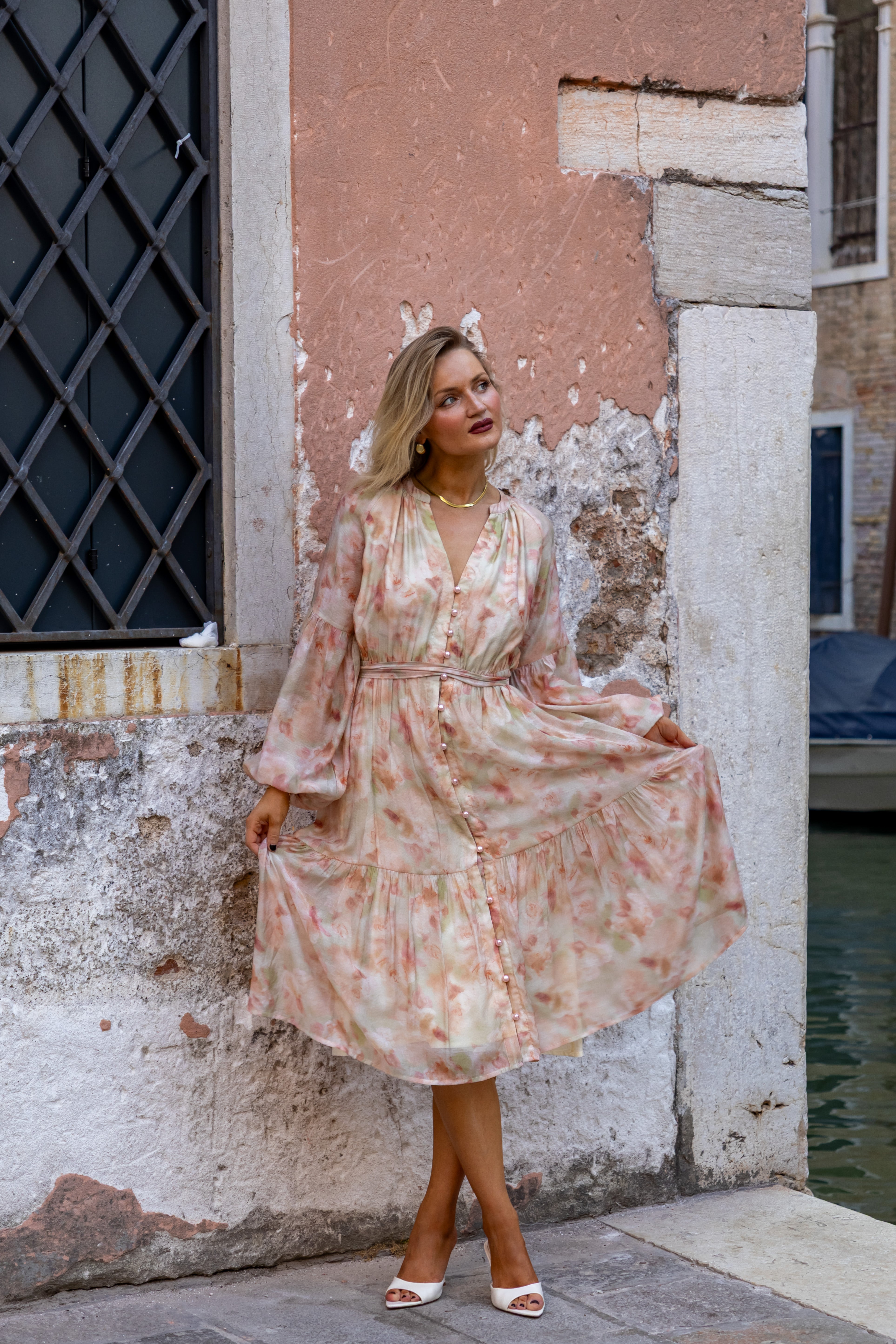 SS27 Serena soft floral dress short