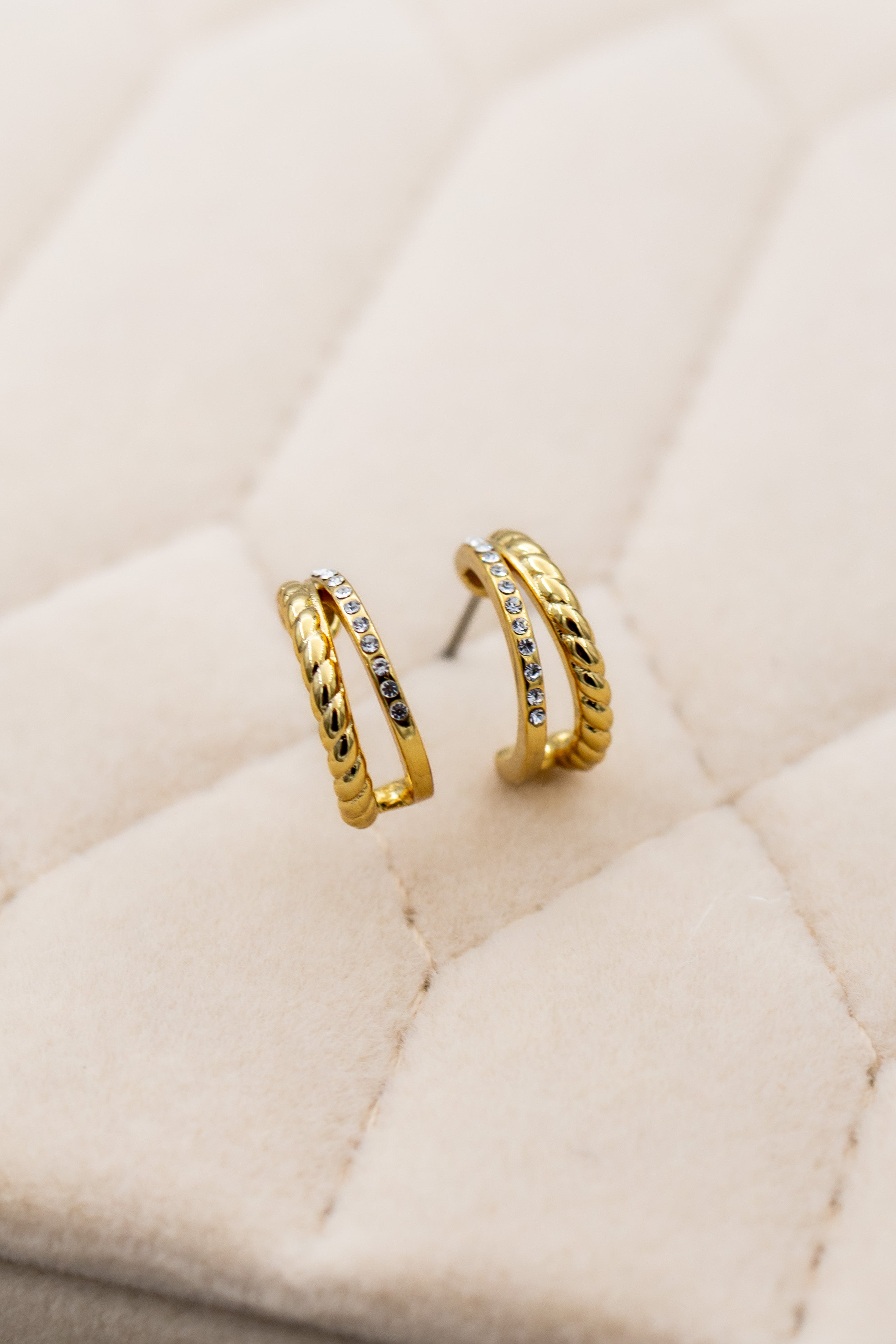 Lumina twisted hoops
