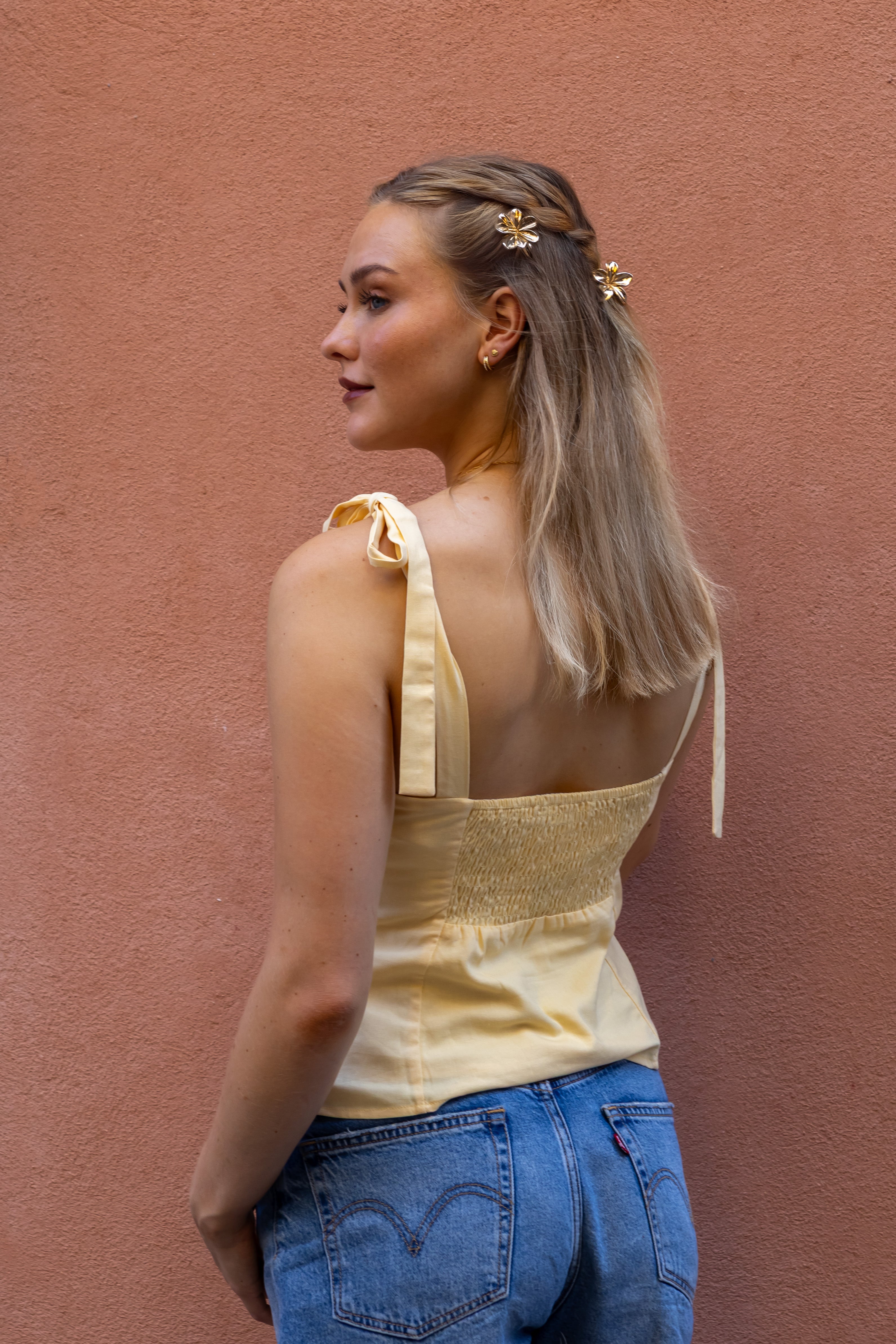 SS27 Caroline linen top yellow