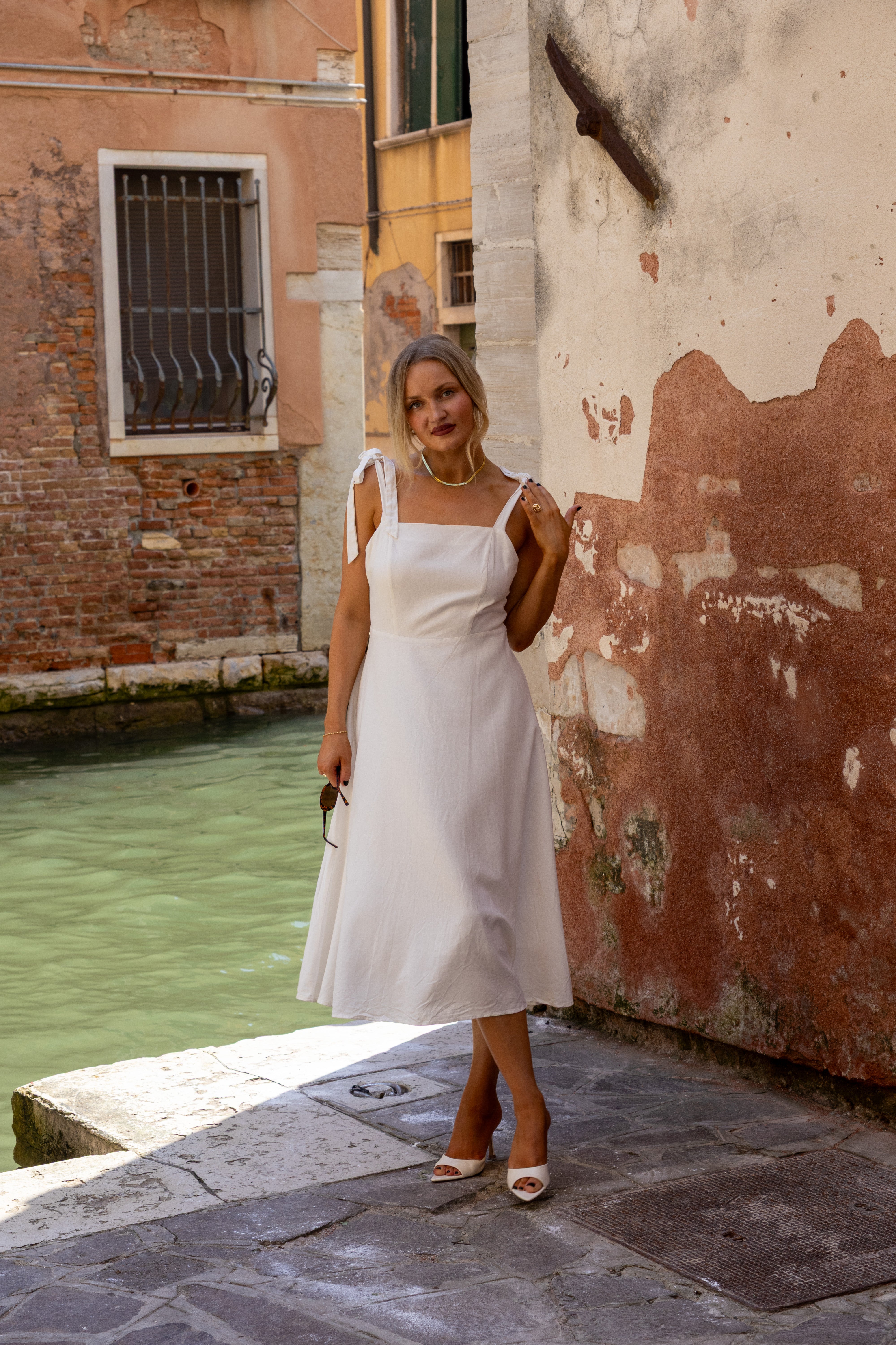 SS27 Caroline linen dress white