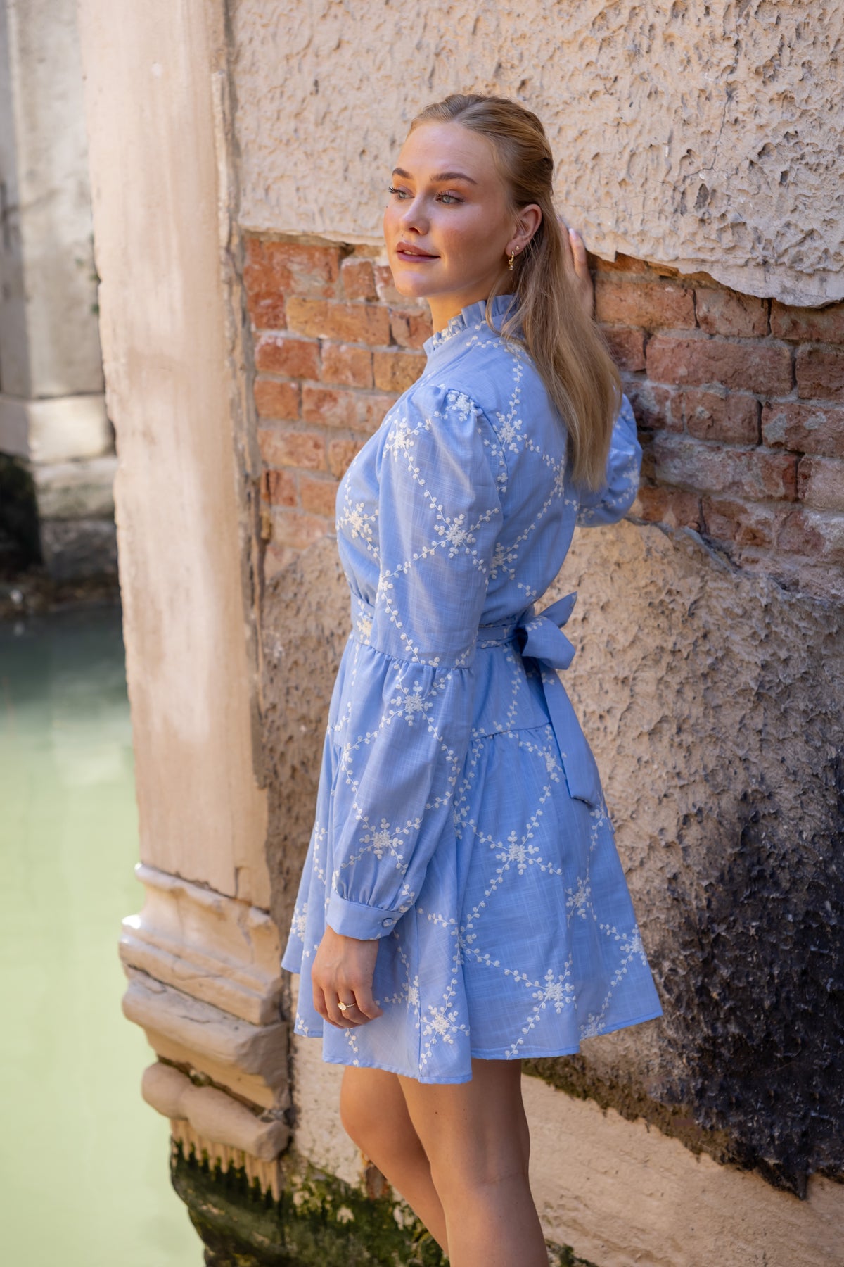 SS27 Mia dress blue