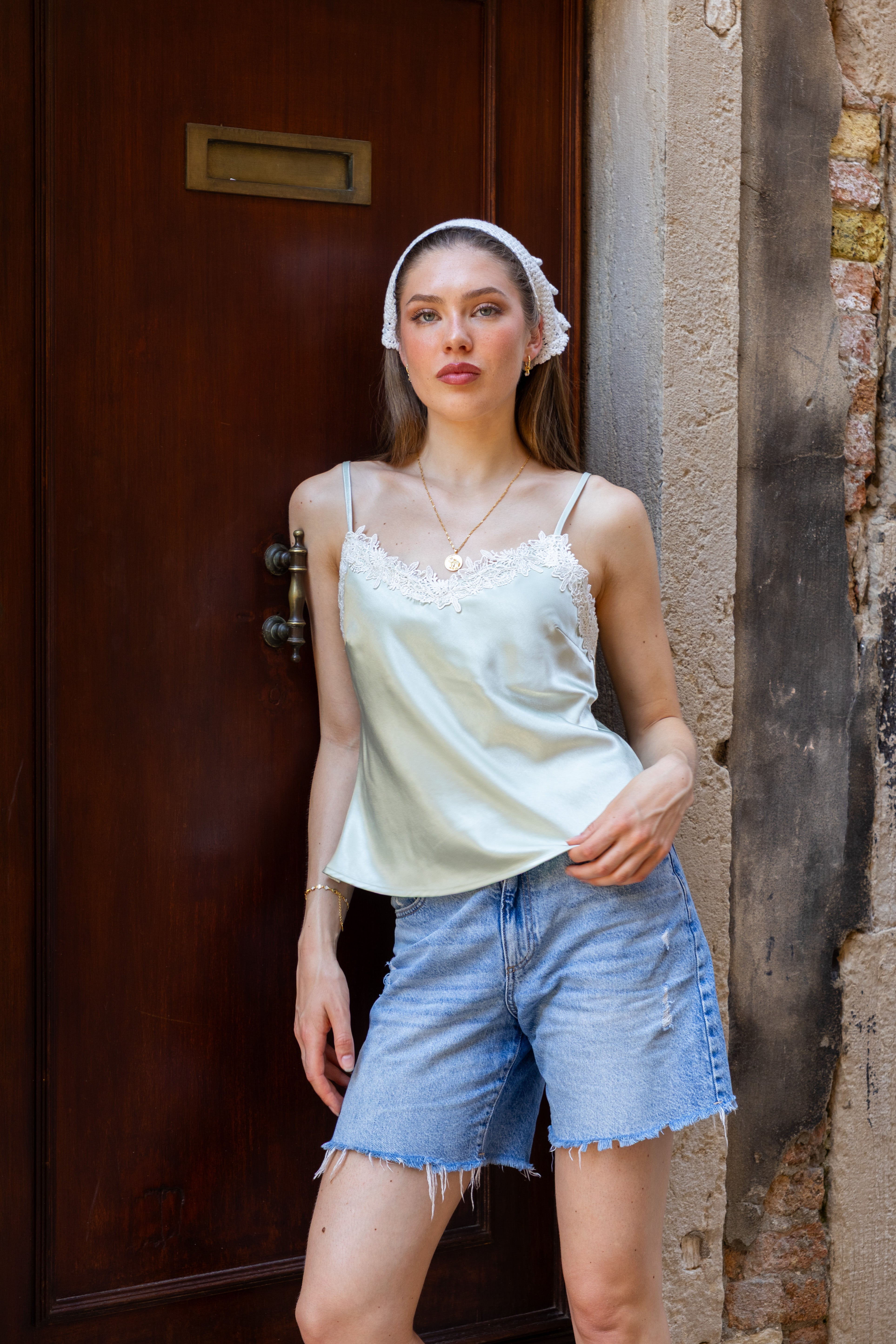 SS27 Viola lace top dusty green